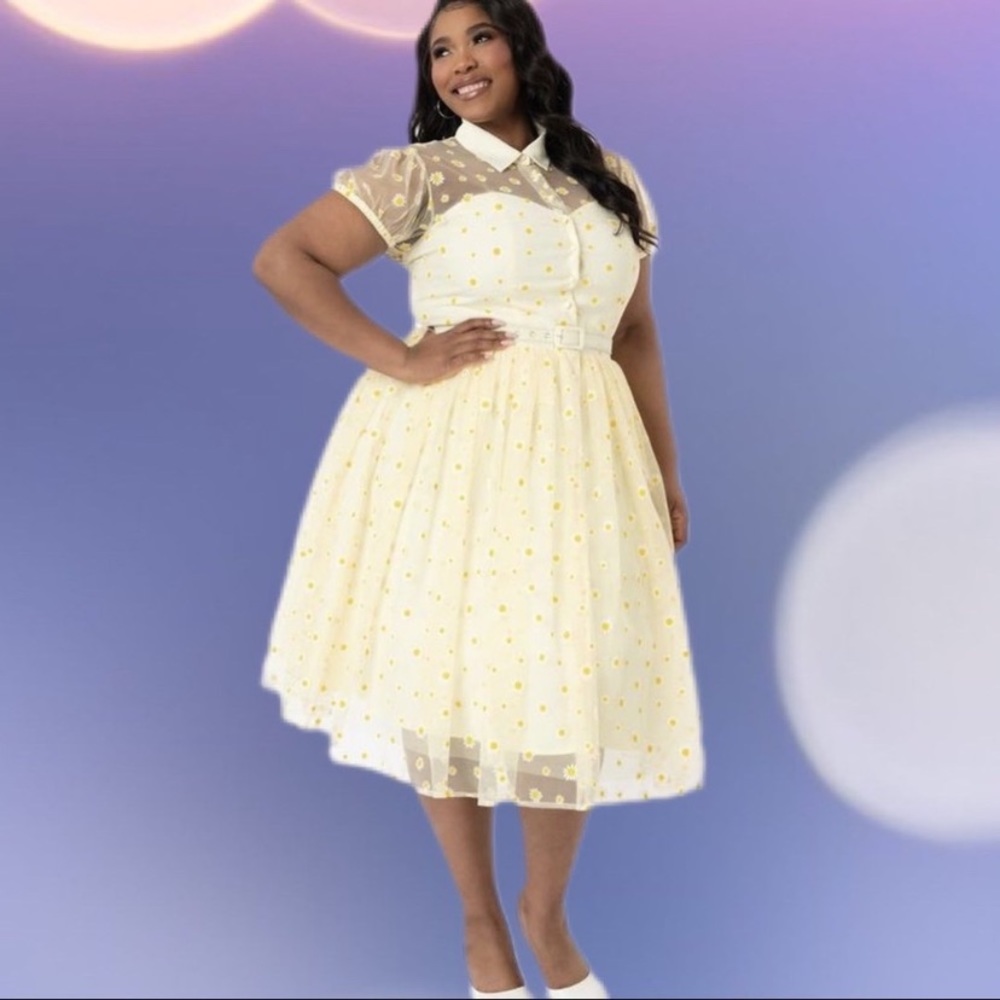 Unique Vintage Hollie Daisy Dress